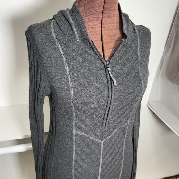 Athleta Charcoal Gray Wool Blend Ribbed Hooded Sweater Dress Size Medium - Picture 8 of 12